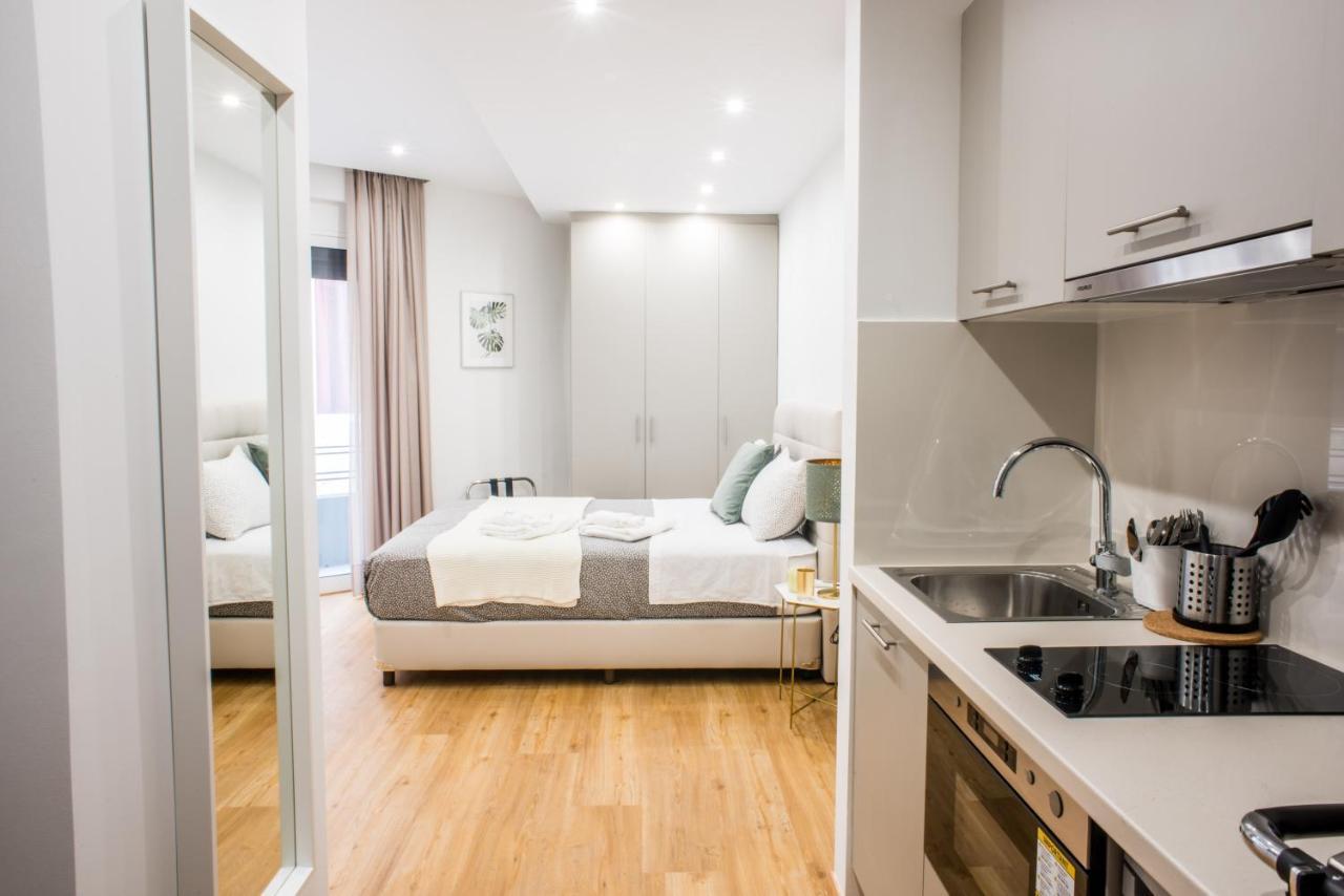 A24 Pristine & Sunny Suite Near Plaka & Parthenon Αθήνα Εξωτερικό φωτογραφία